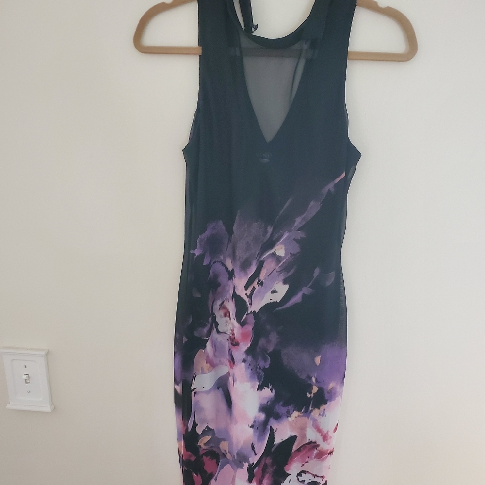 Dress - Picture 3 of 3